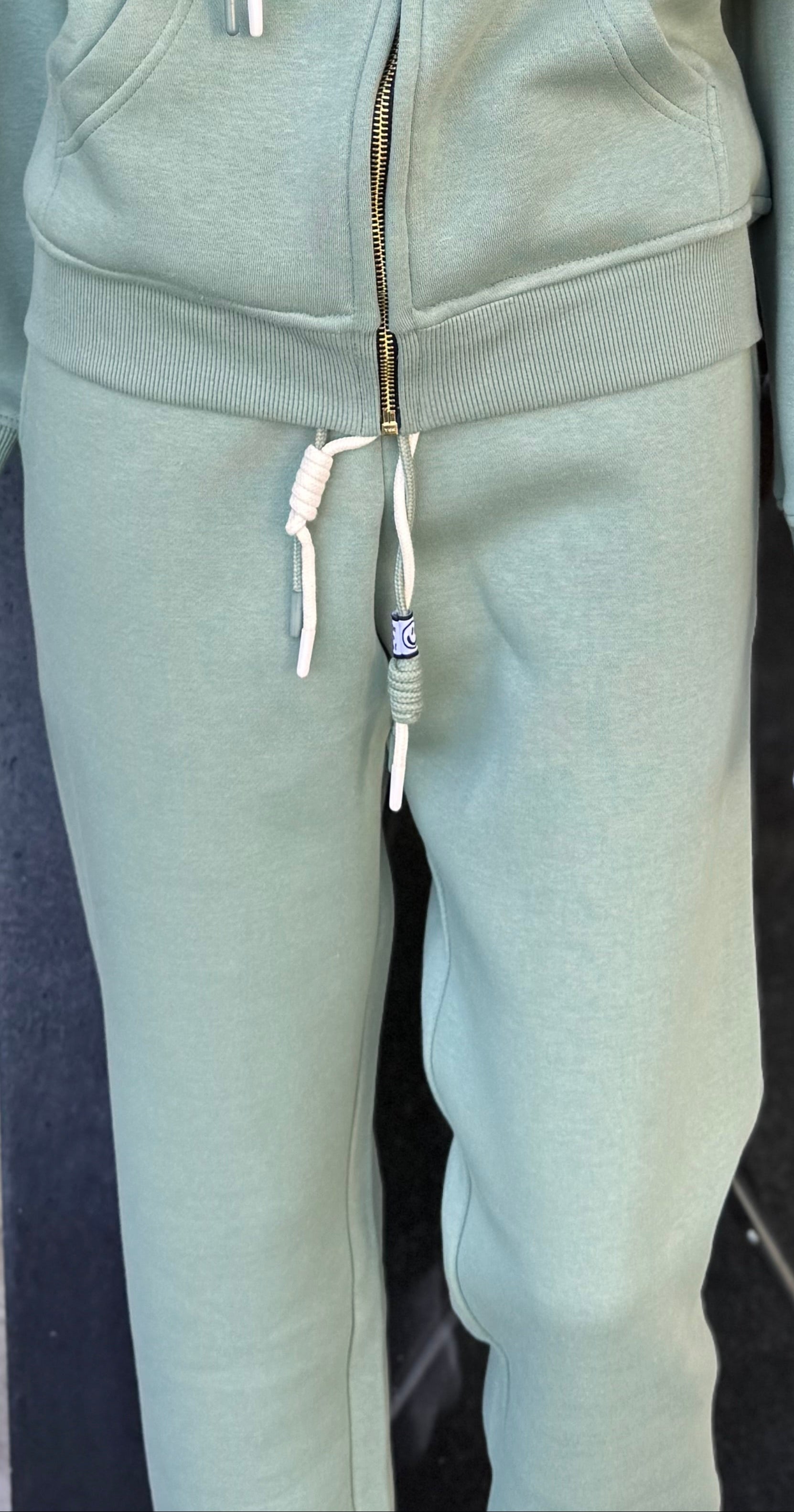 Cloud Hug Jogger-Mint green